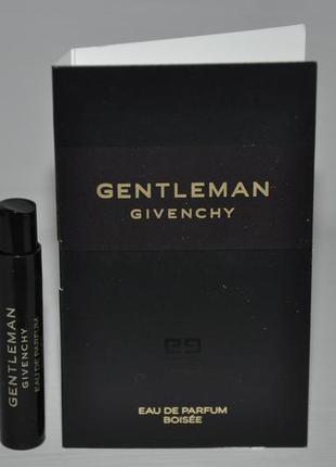 Givenchy Gentleman Boisée, EDP - vzorka vône