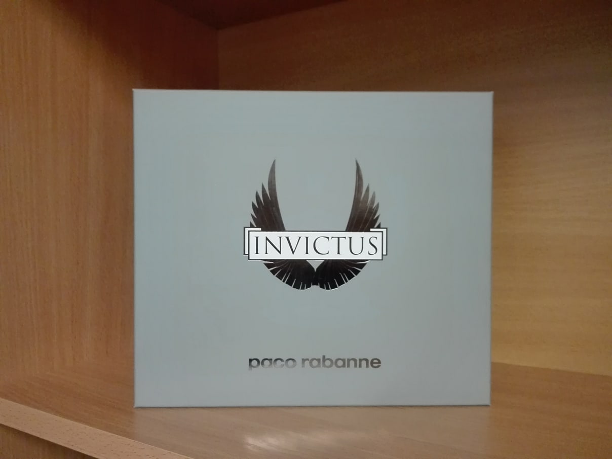 Prázdna krabica Paco Rabanne Invictus, Rozmery: 24cm x 21cm x 80cm